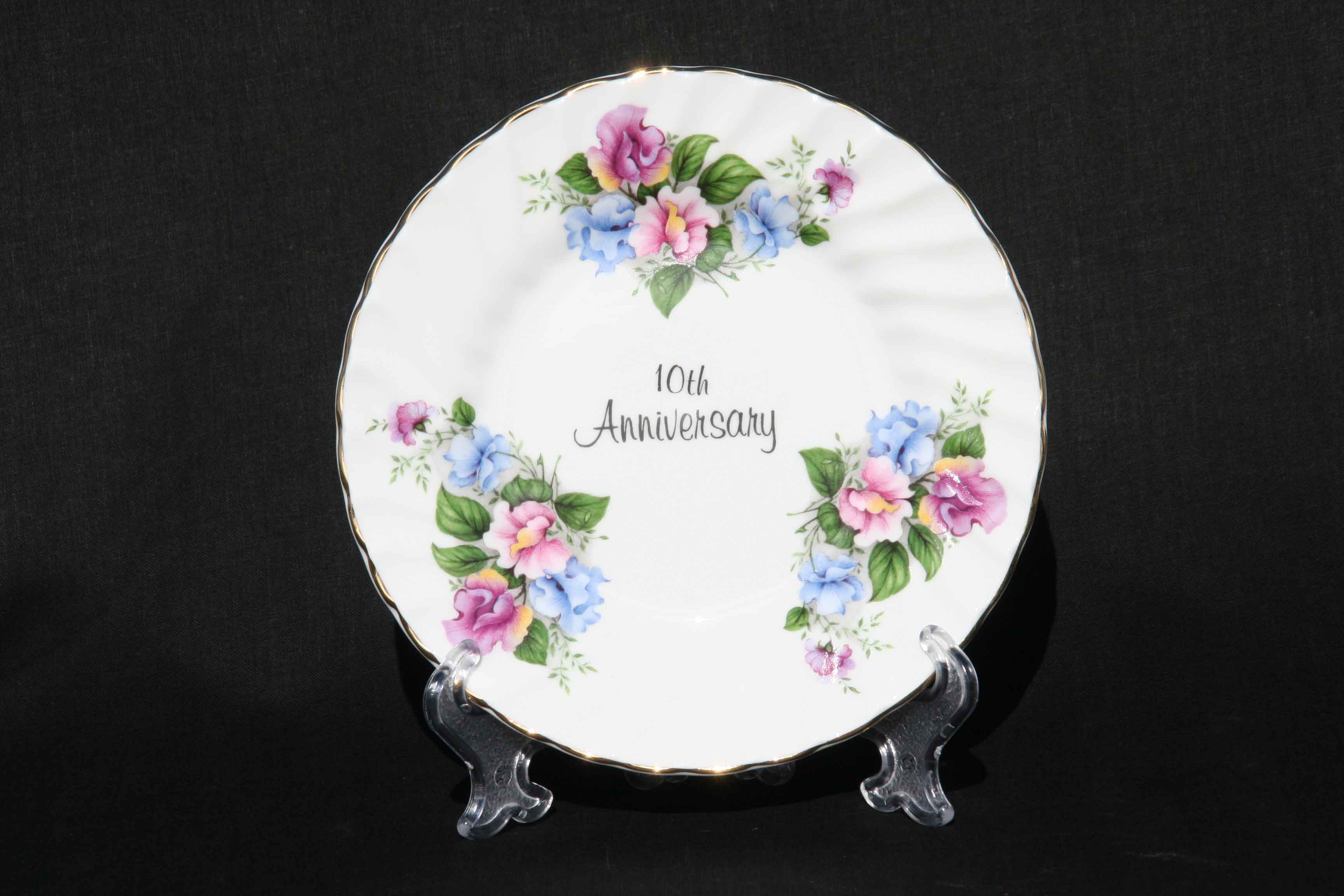 10th Anniversary Plate (6 inch) with stand
